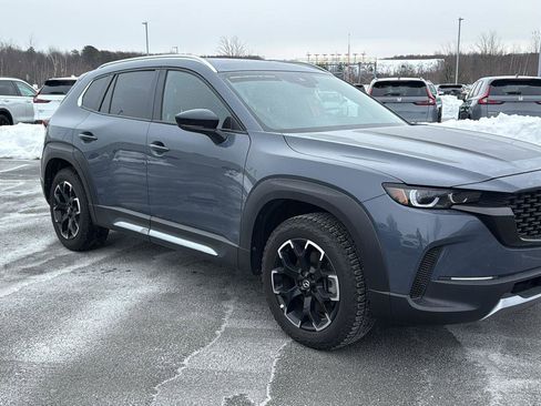 Used 2024 MAZDA CX-50 Meridian Edition image 2