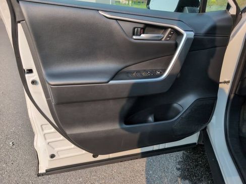 Used 2019 Toyota RAV4 Limited w/ Protection Package AWD/4WD image 17