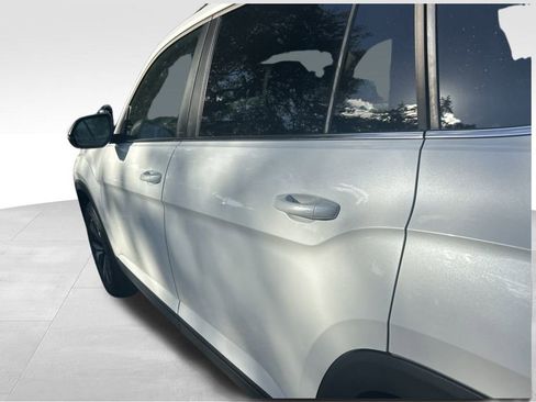 New 2026 Volkswagen Atlas SE image 28