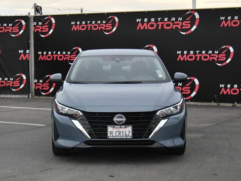 Used 2024 Nissan Sentra SV image 2