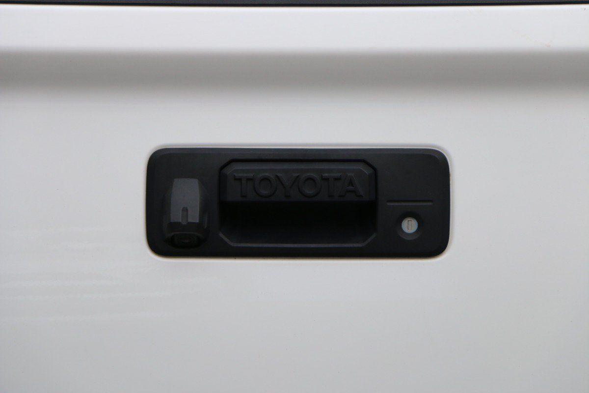 Used 2020 Toyota Tundra SR5 w/ TRD Off-Road Package AWD/4WD image 5