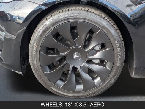 Used 2023 Tesla Model 3 Standard Range image 10