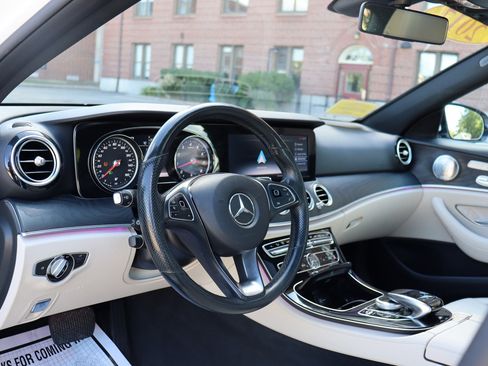 Used 2017 Mercedes-Benz E 300 4MATIC image 10