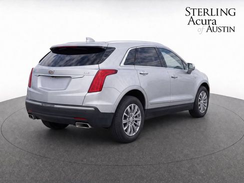 Used 2018 Cadillac XT5 FWD image 4