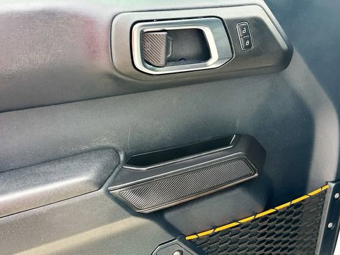 Certified 2024 Ford Bronco Badlands w/ Sasquatch Package image 21