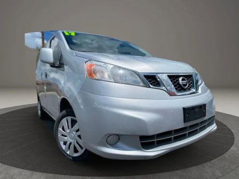 Used 2017 Nissan NV200 SV w/ Technology Package image 10