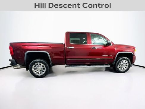 Used 2016 GMC Sierra 2500 Denali w/ Duramax Plus Package image 8