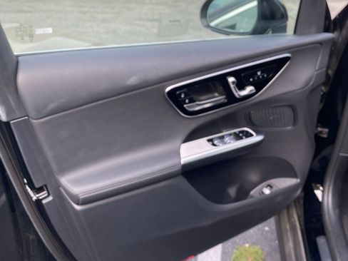 Certified 2025 Mercedes-Benz GLC 350e 4MATIC image 9