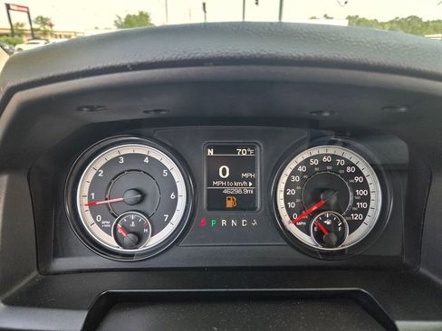 Used 2023 RAM 1500 Classic SLT AWD/4WD image 32