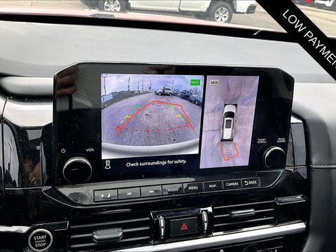 Used 2023 Nissan Pathfinder SL w/ SL Premium Package image 14