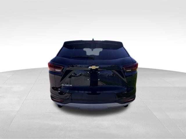 Certified 2026 Chevrolet Blazer LT FWD image 5
