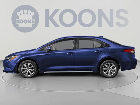 Used 2025 Toyota Corolla LE FWD image 4