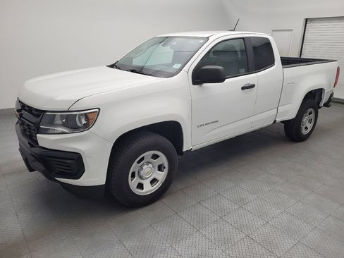 Used 2021 Chevrolet Colorado W/T w/ WT Convenience Package RWD image 2