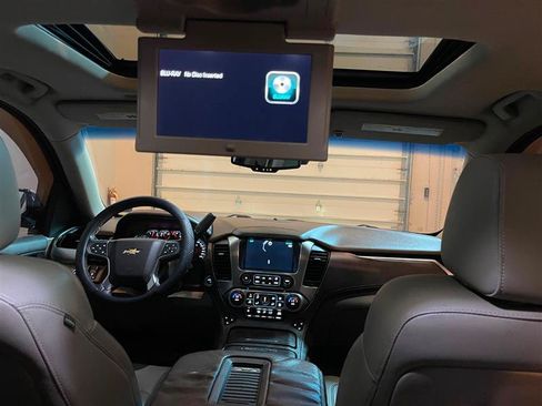 Used 2015 Chevrolet Suburban LTZ AWD/4WD image 9