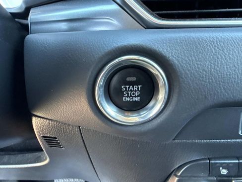 Used 2021 MAZDA CX-5 Touring image 30