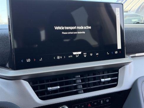 New 2026 Ford Explorer Active image 38