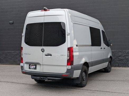Used 2024 Mercedes-Benz Sprinter 2500 image 6