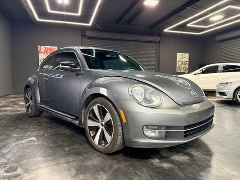 Used 2012 Volkswagen Beetle Turbo FWD image 3