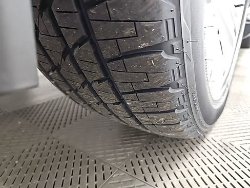 Used 2019 Cadillac Escalade ESV Platinum image 50