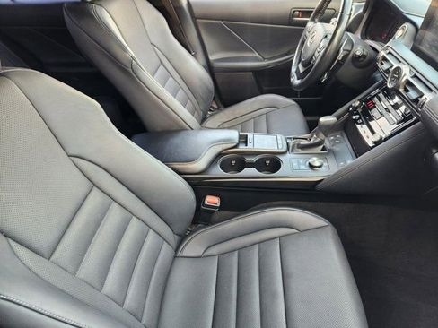 Used 2021 Lexus IS 350 F Sport image 19