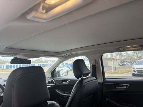 Used 2022 Ford Edge SEL w/ Convenience Package image 13