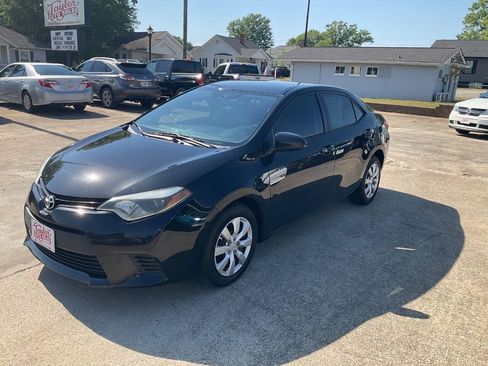 Used 2014 Toyota Corolla LE FWD image 8