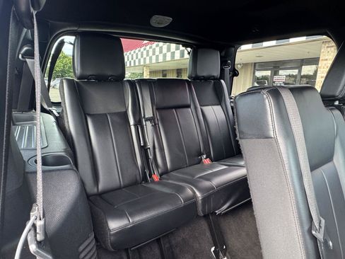 Used 2015 Ford Expedition Limited w/ Equipment Group 301A AWD/4WD image 32