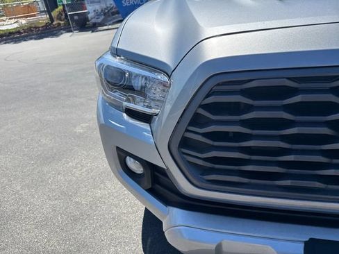 Used 2021 Toyota Tacoma TRD Sport w/ Blackout Package (TMS) AWD/4WD image 38