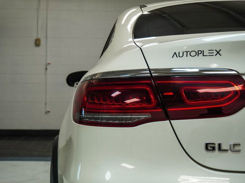 Used 2022 Mercedes-Benz GLC 300 4MATIC Coupe image 36