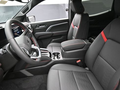 New 2026 Chevrolet Colorado Z71 w/ Z71 Convenience Package 2 image 15