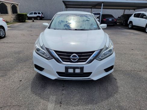 Used 2017 Nissan Altima 2.5 S w/ Power Driver Seat Package FWD image 3