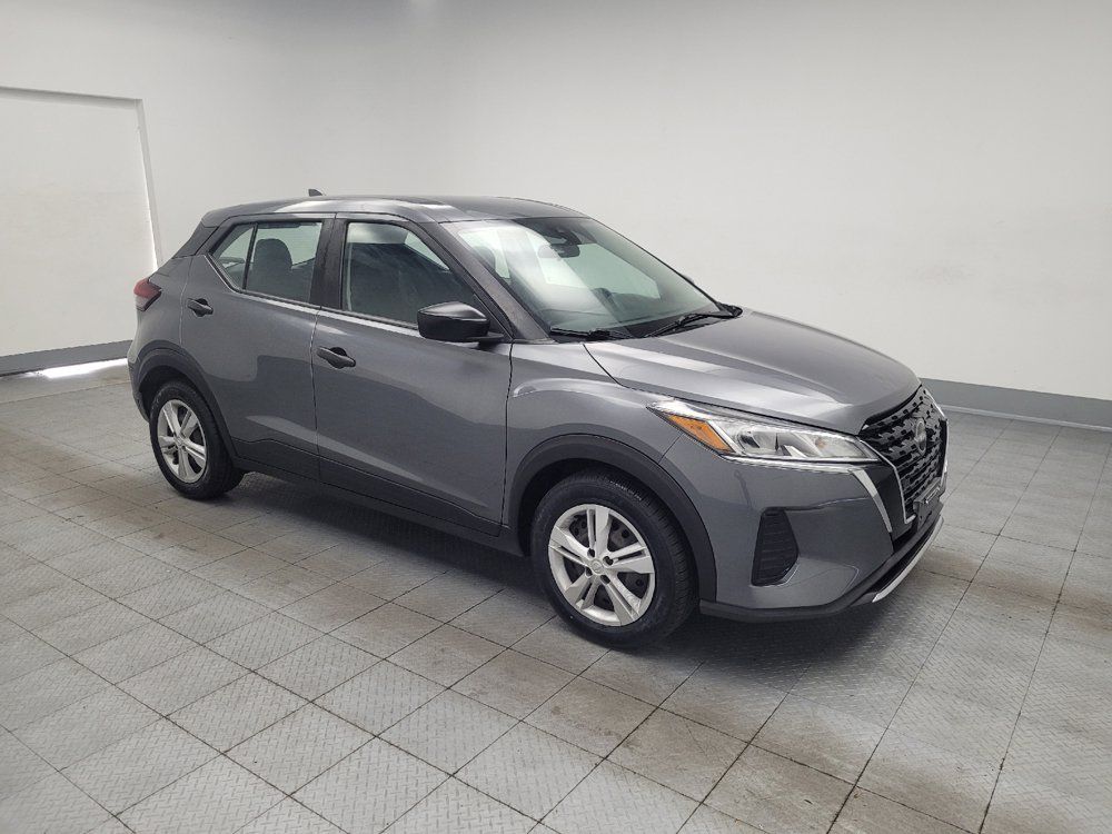Used 2023 Nissan Kicks S FWD image 11