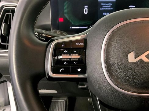 Certified 2024 Kia Sorento S FWD image 18