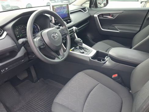 Used 2025 Toyota RAV4 XLE w/ Convenience Package AWD/4WD image 20