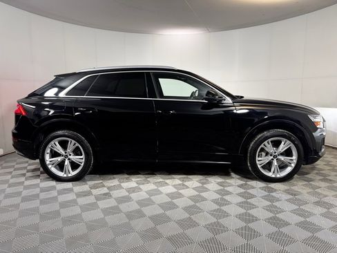 Used 2021 Audi Q8 Premium Plus image 6