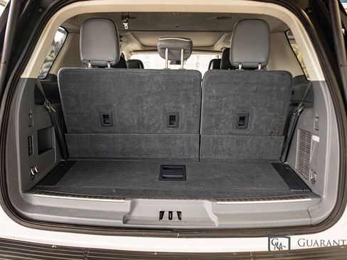 Used 2020 Lincoln Navigator Black Label w/ Cargo Convenience Package image 16