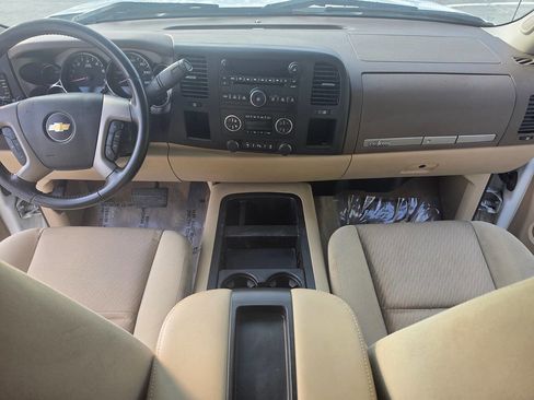 Used 2013 Chevrolet Silverado 1500 LT image 33