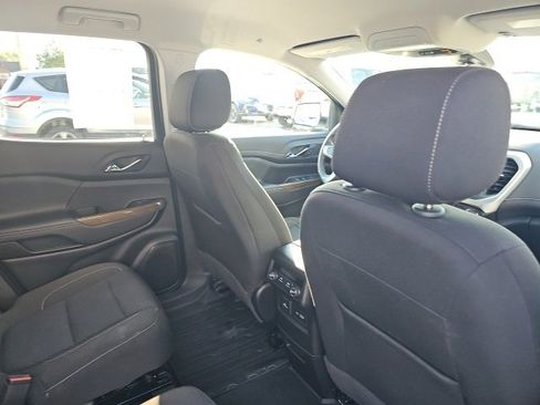 Used 2023 GMC Acadia SLE w/ Driver Convenience Package image 21
