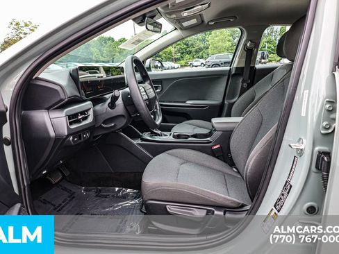 Used 2025 Kia K4 FWD image 18