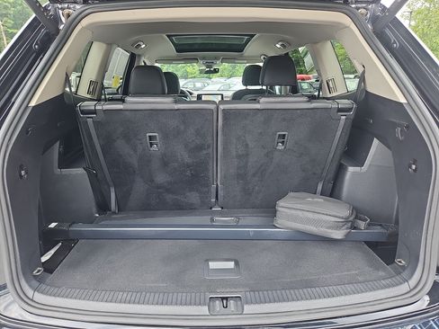 Certified 2024 Volkswagen Atlas SEL AWD/4WD image 38