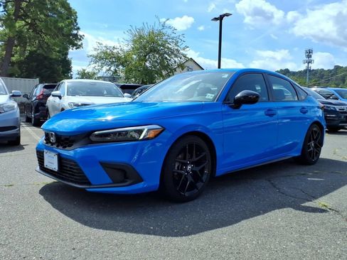 Used 2024 Honda Civic Sport image 3