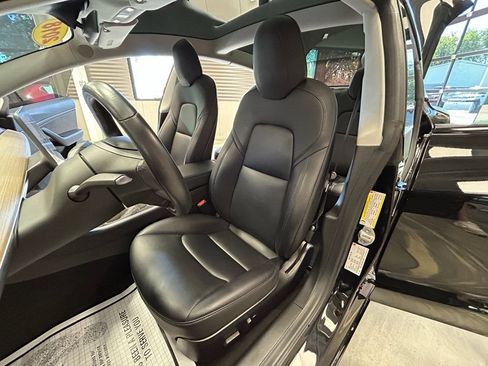 Used 2018 Tesla Model 3 Long Range AWD/4WD image 7