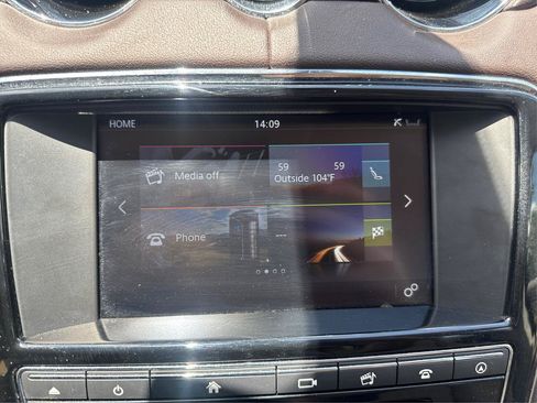 Used 2016 Jaguar XJ Supercharged RWD image 12