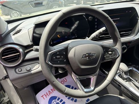 Used 2025 Chevrolet Trax ACTIV w/ Driver Confidence Package FWD image 15