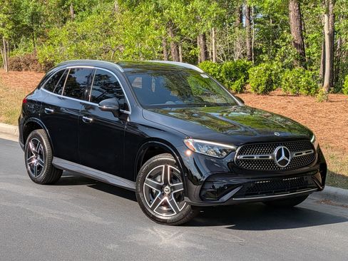 New 2026 Mercedes-Benz GLC 300 4MATIC image 2