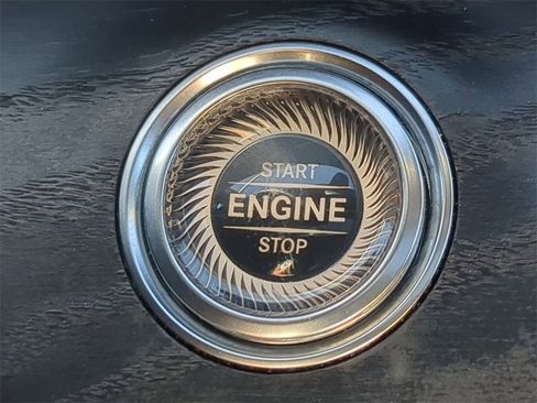 Used 2018 Mercedes-Benz E 300 image 28