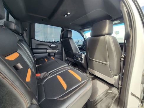 Used 2021 GMC Sierra 1500 AT4 w/ AT4 Premium Package image 16