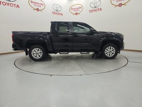 Used 2024 Toyota Tacoma SR5 RWD image 2