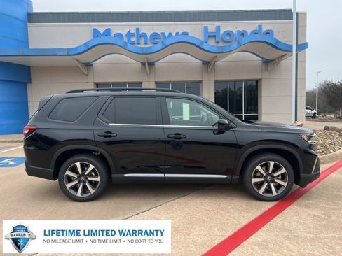New 2025 Honda Pilot Elite image 1
