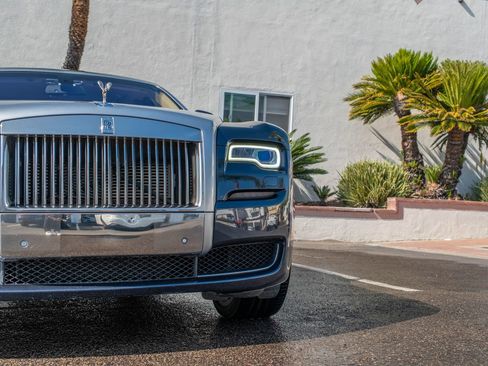 Certified 2016 Rolls-Royce Ghost image 19
